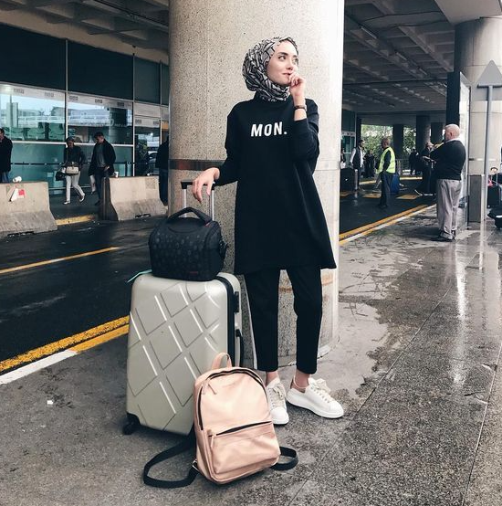 ootd airport hijab